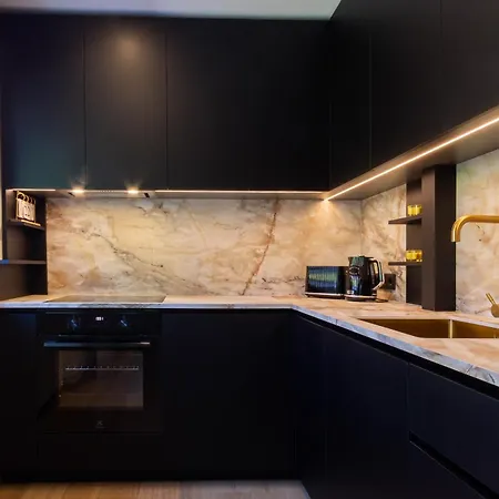 Uus Street Apartment, Modern Near Centre With Free Parking Tartu