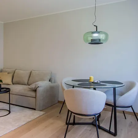 Uus Street Apartment, Modern Near Centre With Free Parking Apartman Tartu