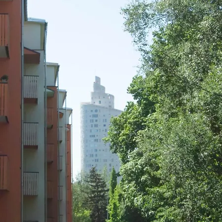 Uus Street Apartment, Modern Near Centre With Free Parking Apartman *