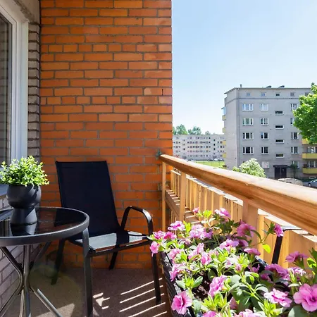 Uus Street Apartment, Modern Near Centre With Free Parking